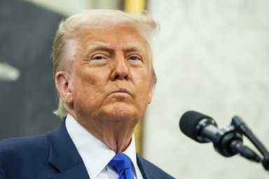 CNN: Глава Пентагона пытается склонить Трампа к завершению конфликта с Тегераном