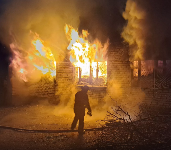 На Пасху, в самый светлый праздник, под огнем вновь оказались города Республики