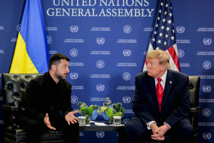 Трамп передумал отдавать Украине уже обещанные ей $52 млн Трамп передумал отдавать Украине уже обещанные ей $52 млн