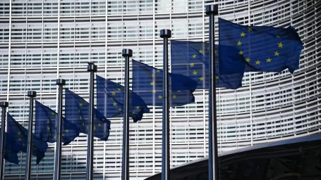 СМИ: вопрос о переговорах с Россией разделил лидеров стран ЕС на два лагеря