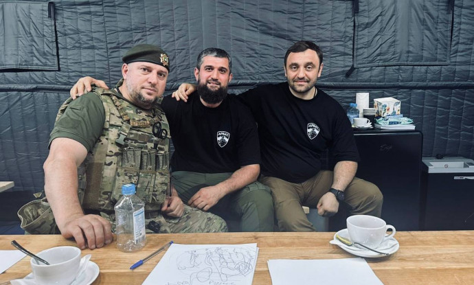Основатель батальона &laquo;АрБат&raquo; Армен Сарксисян провел встречу с Апти Алаудиновым