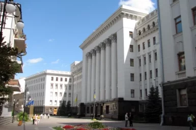 В офис Зеленского ворвались люди с оружием: главная новость СВО 20 августа