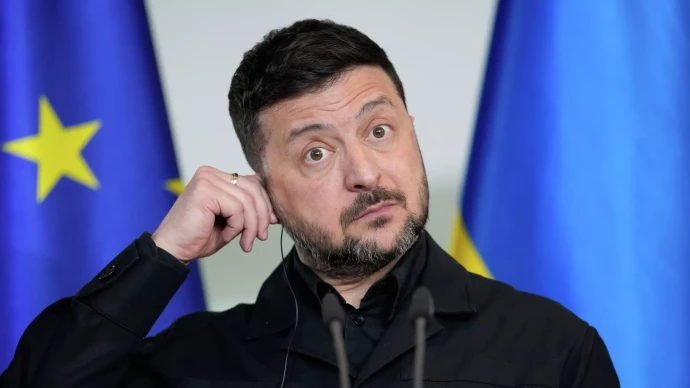 Сейчас украинцы платят за то, что выбрали Зеленского, заявил Лукашенко
