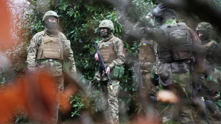 Боевики ВСУ сбежали с позиций, заминировав останки сослуживцев